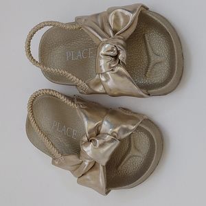 🦋THE CHILDREN'S PLACE Sandals NWOT